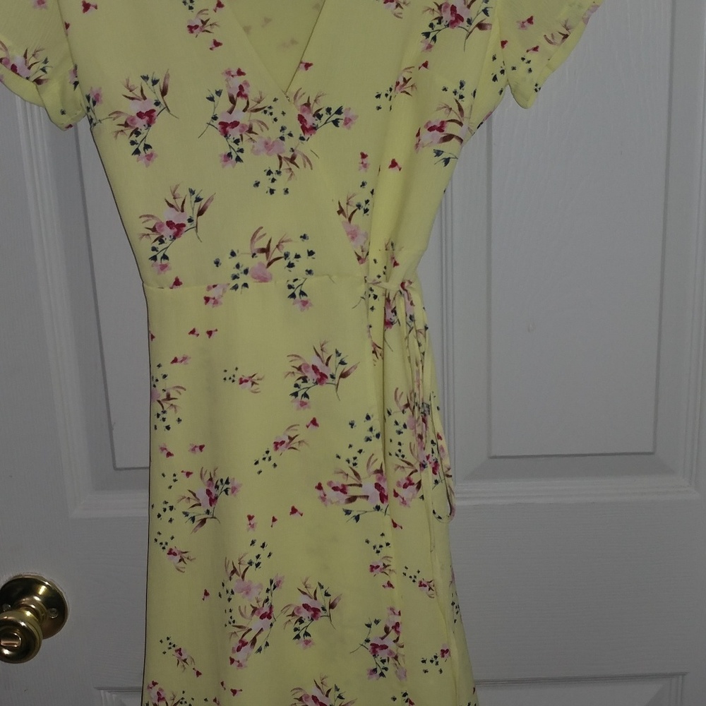 Lush xs wrap dress